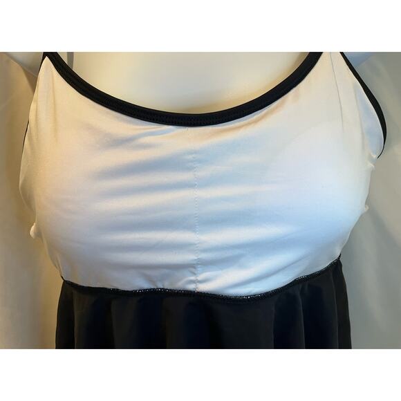 Beachsissi Ruffle Swim Top - Solid Black - NWT - Size L - Picture 5 of 5